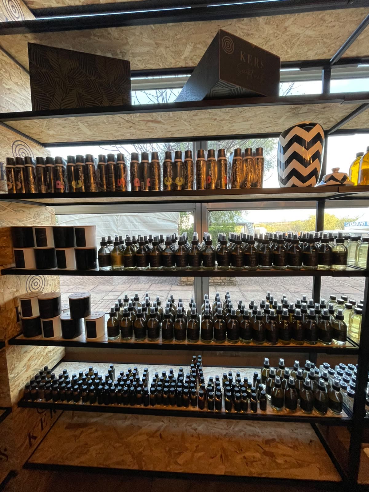 Kers Scented Candle — Branded Retail Display Set — image 16